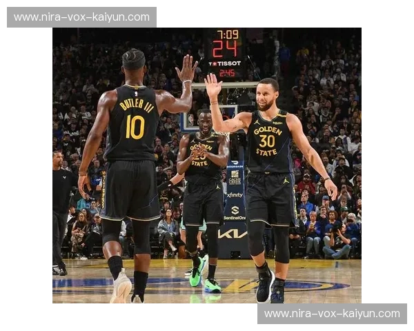 巅峰对决，史诗交锋：2016勇士与马刺，那一场载入史册的碰撞